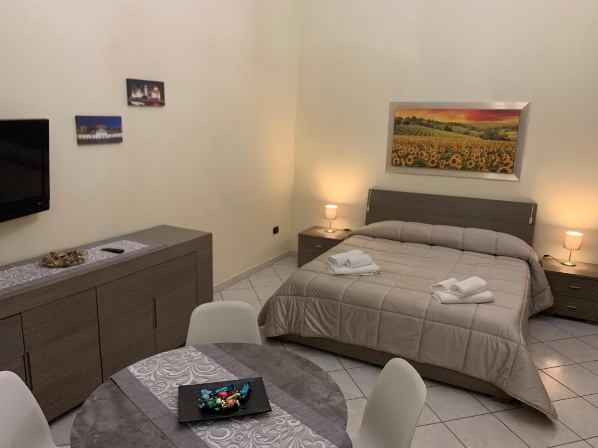 Centro Storico Napoli La Casa Di Ciro Villa Екстериор снимка