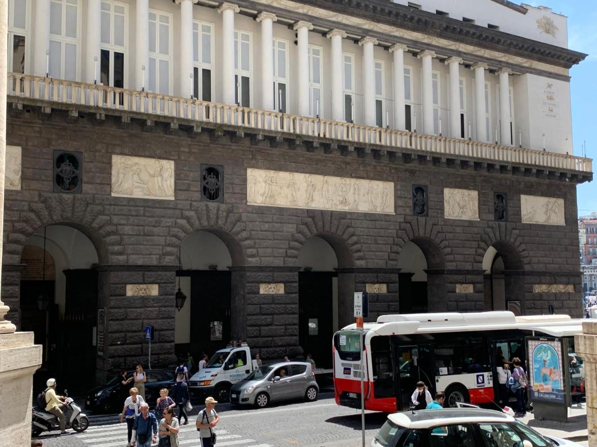 Centro Storico Napoli La Casa Di Ciro Villa Екстериор снимка