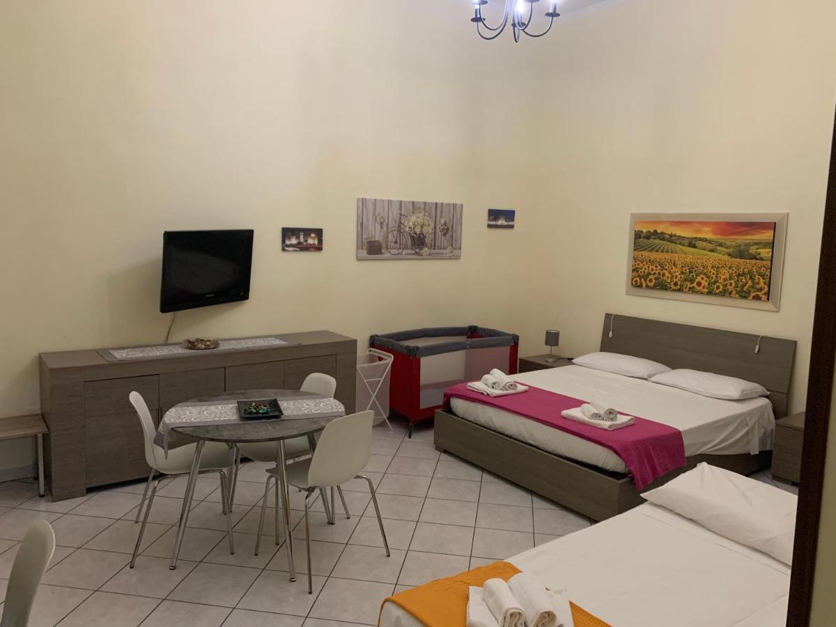 Centro Storico Napoli La Casa Di Ciro Villa Екстериор снимка